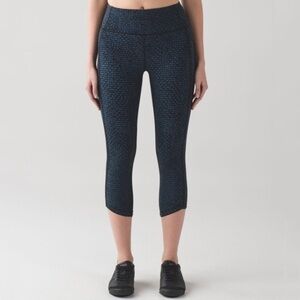 Lululemon Deep Breath Crop Leggings (21" Inseam), Shatter Weave Desert‎ Teal